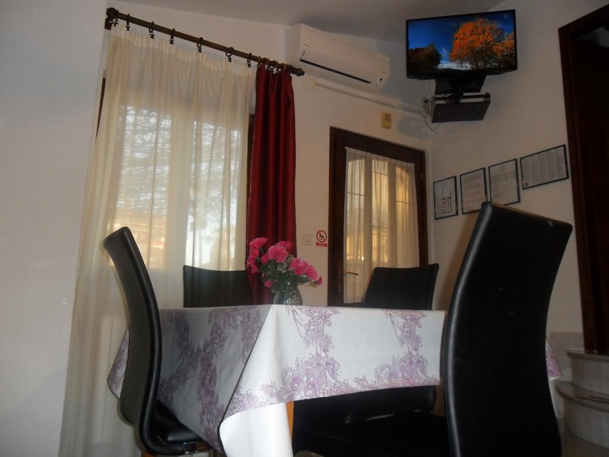 Vile Park Apartments Porec Luaran gambar